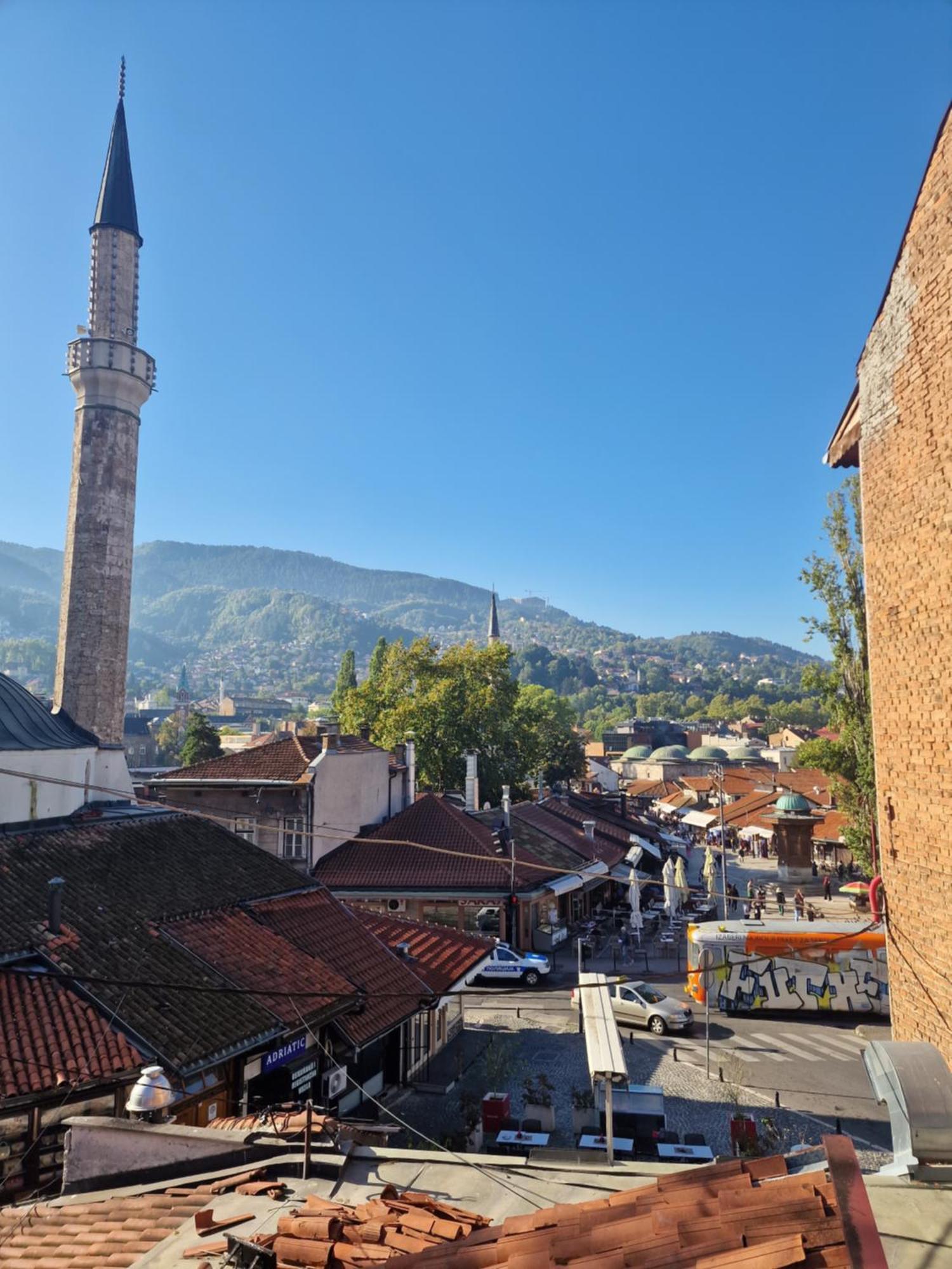 Guesthouse Nia Deluxe Saraybosna Dış mekan fotoğraf