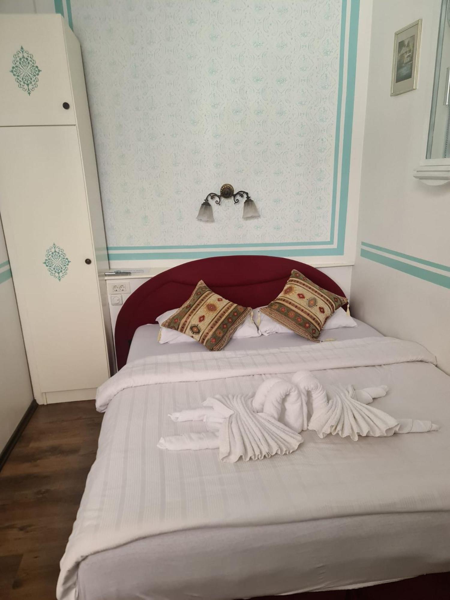 Guesthouse Nia Deluxe Saraybosna Dış mekan fotoğraf
