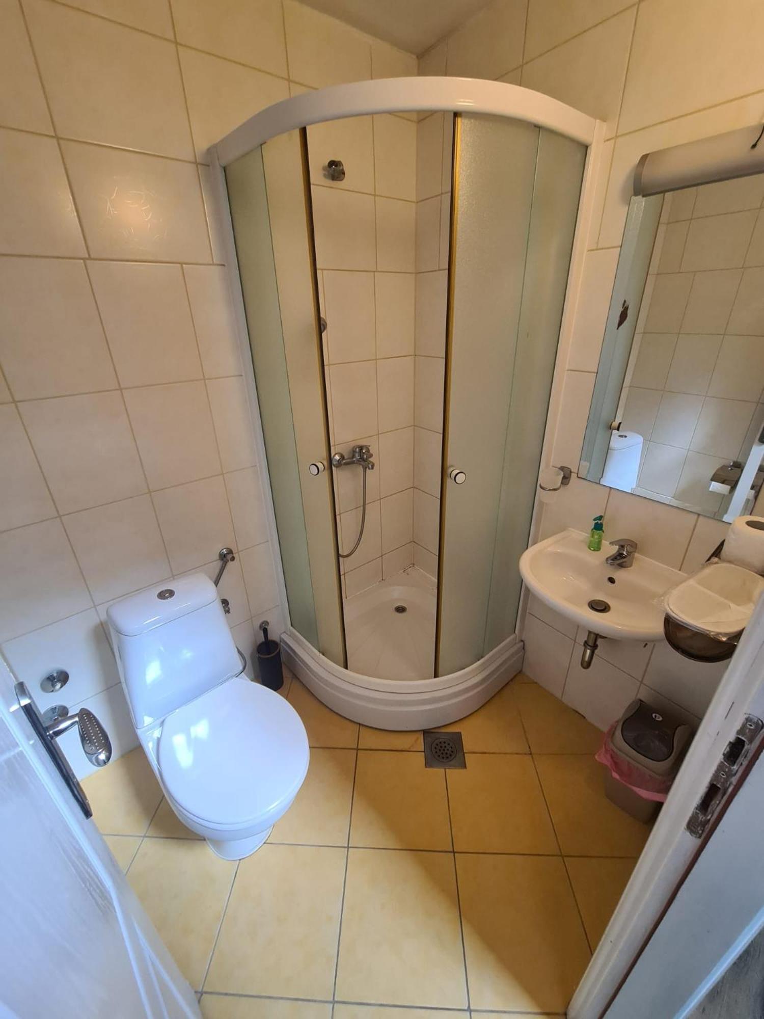 Guesthouse Nia Deluxe Saraybosna Dış mekan fotoğraf