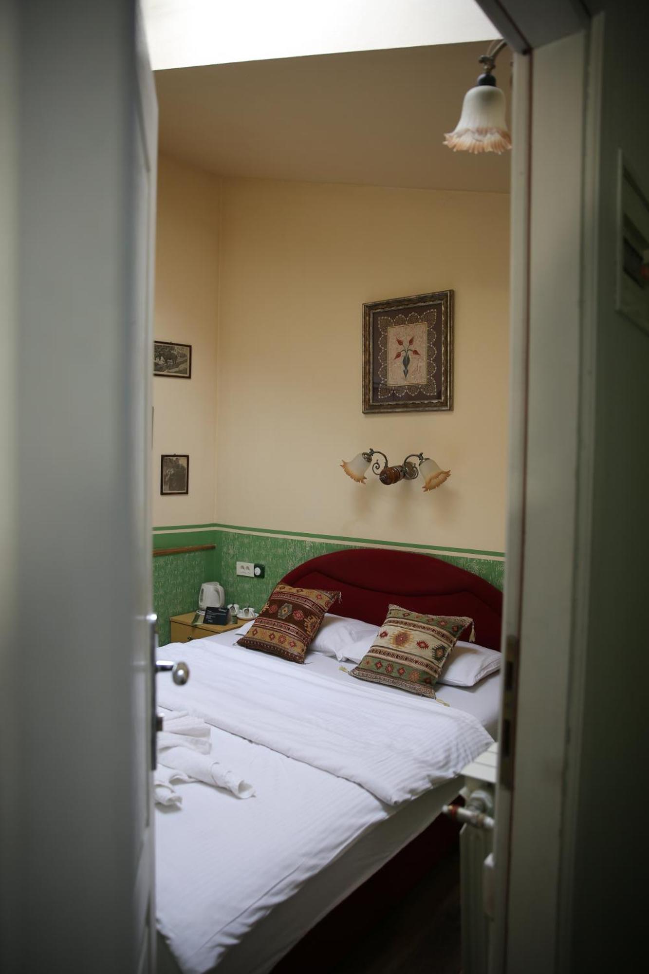 Guesthouse Nia Deluxe Saraybosna Dış mekan fotoğraf