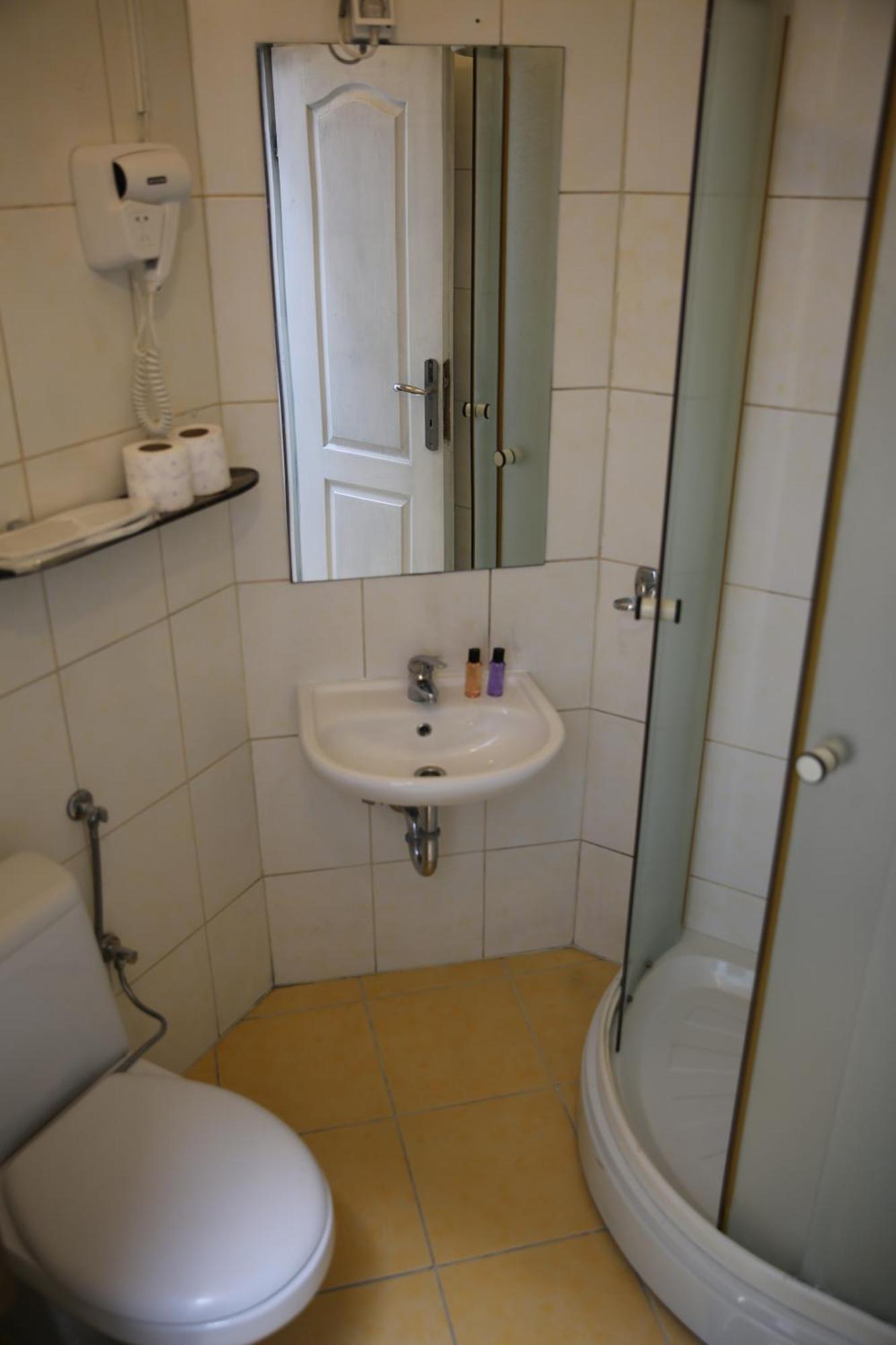 Guesthouse Nia Deluxe Saraybosna Dış mekan fotoğraf