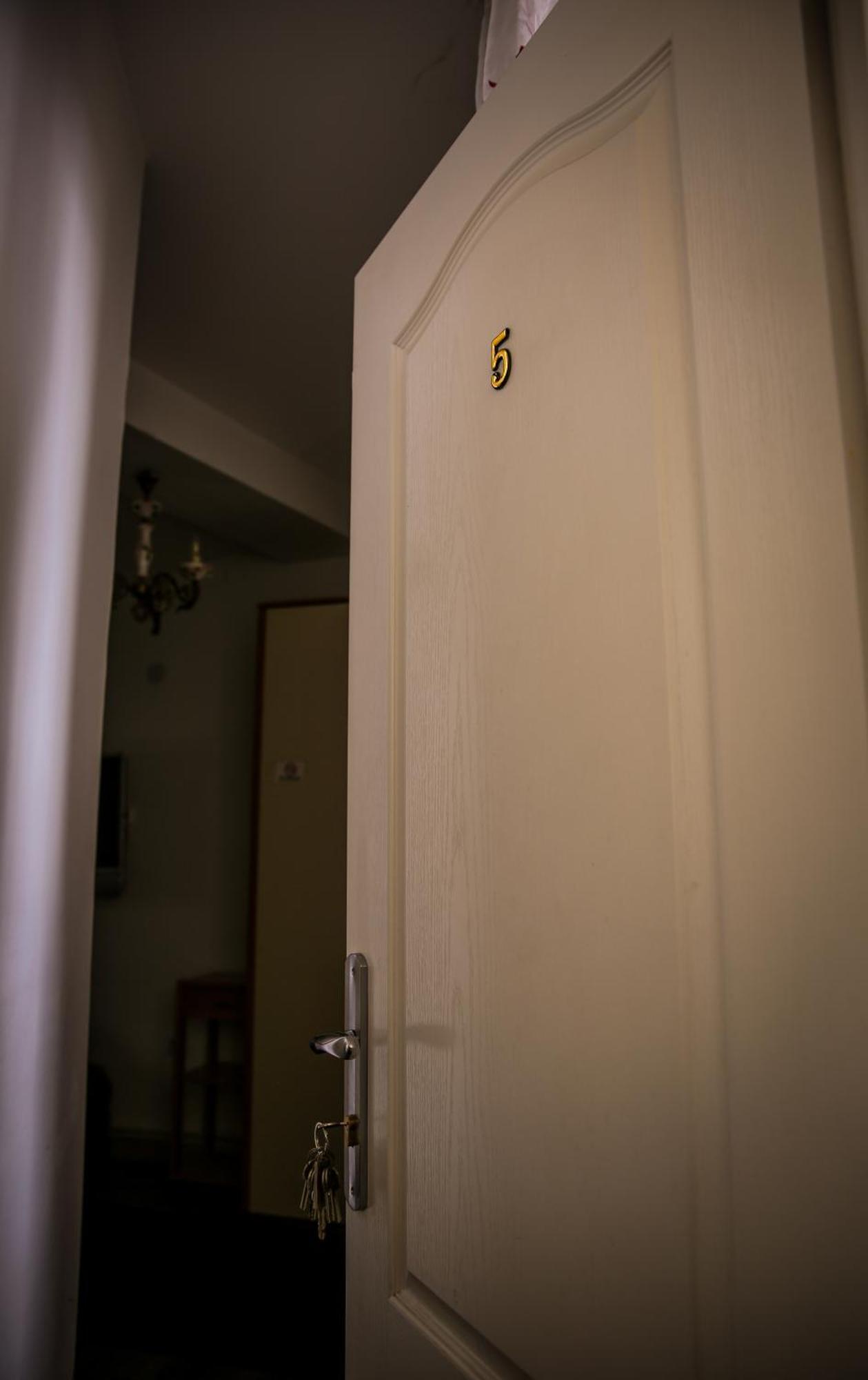Guesthouse Nia Deluxe Saraybosna Dış mekan fotoğraf